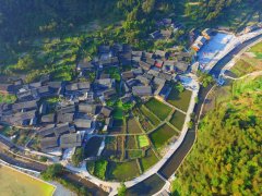 少数民族人口_湖南湘西小县,全县总人口32万,少数民族就有20万