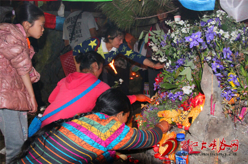 民族风情绽放“仙女节”