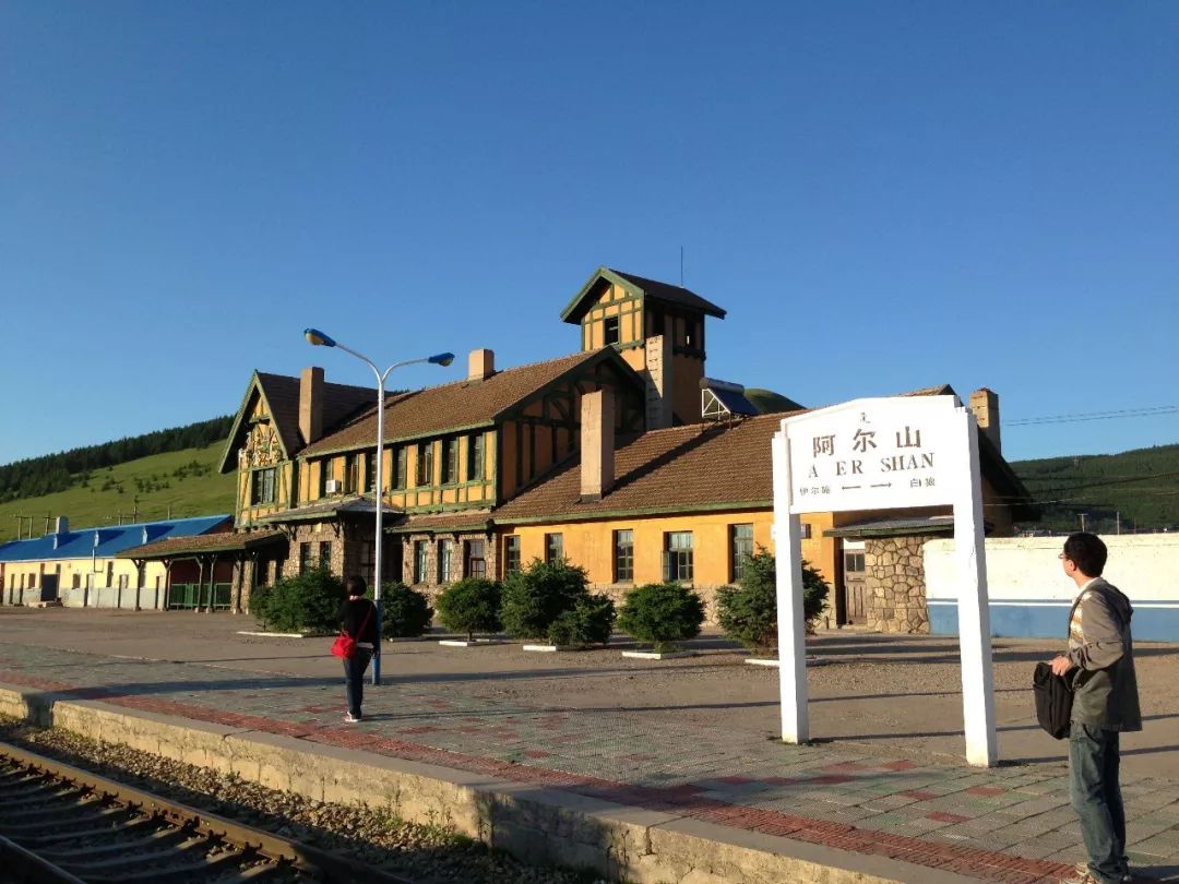 阿尔山常住人口只有4000—5000 是中国人口最少的小镇