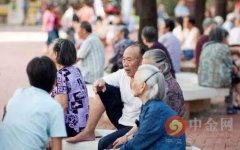 中国历年人口增长_2022年中国再迎老年