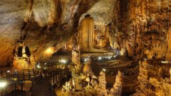 全球72亿人口_越南发现世界最大洞穴