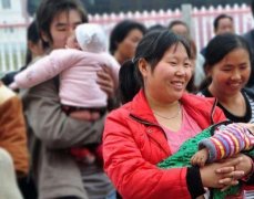 胎炙人口的意思_2018年中国人口负增长