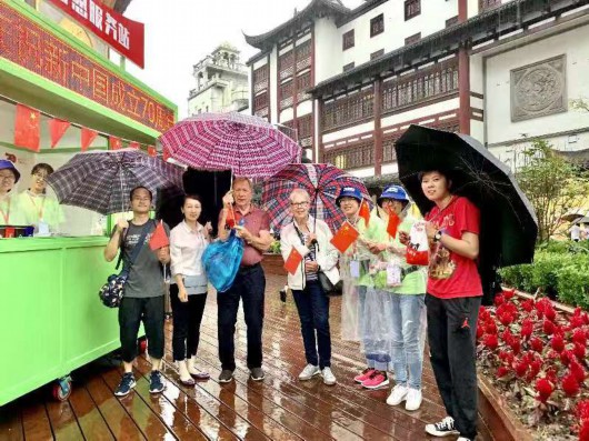 少数民族人口_湖南湘西小县,全县总人口32万,少数民族就有20万