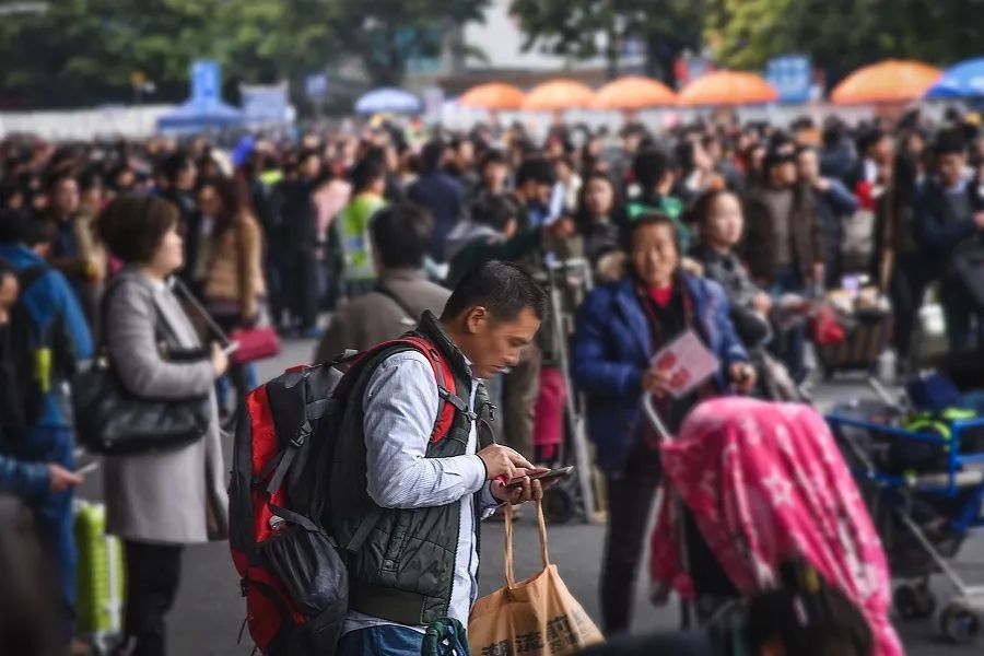 人口出生率_2019年人口出生率大跌背后究竟说明了什么？