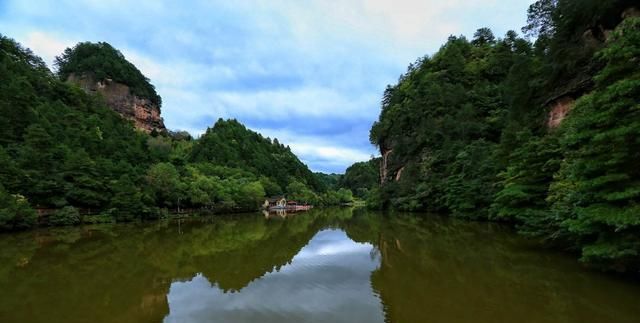 城镇常住人口_推动常住人口均等享有城镇基本公共服务实现“一视同仁、应有(2)