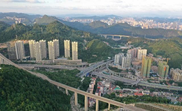 常住人口户籍人口_冲刺全省第一:太原户籍人口破400万、常住人口或超500万(2)