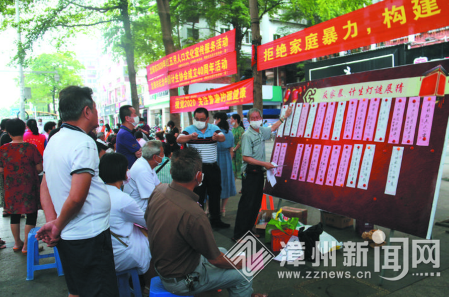 人口文化_姚洋:人口文化素质等提高对经济发展转变有巨大提升作用