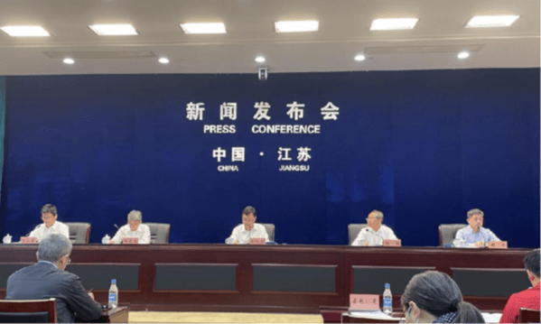 江苏各市人口_江苏常住人口居全国第四苏州成唯一人口超千万城市
